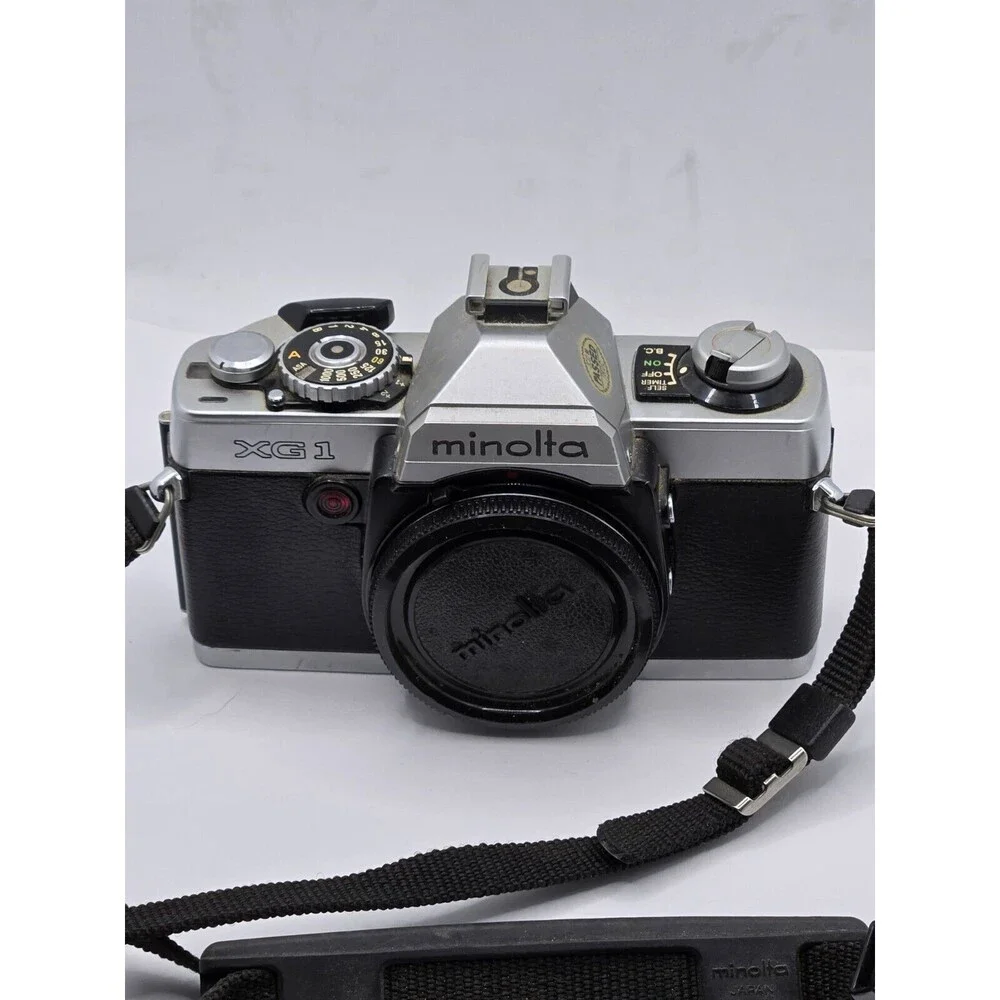 Vintage 35mm Minolta XG-1  SLR Film Camera Strap with 2 Lenses and 2 Filters